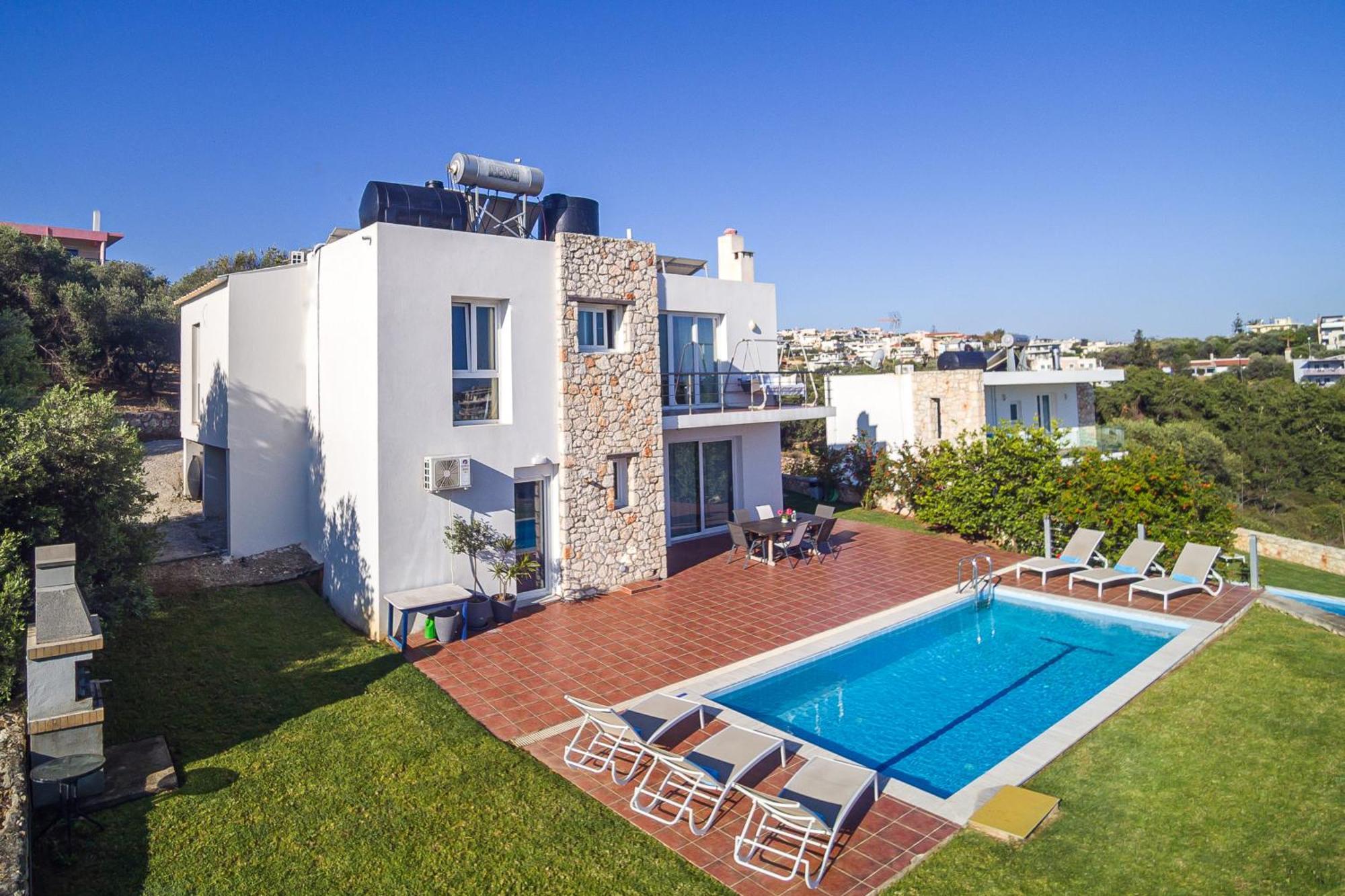 Dimitra Apartment With Private Pool And Sea View -The Ground Floor Of A Two Storey Building ذاراتسو المظهر الخارجي الصورة
